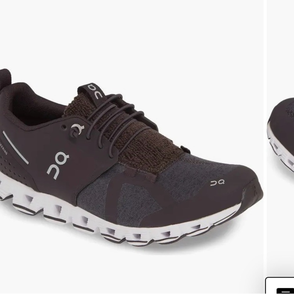 On Cloud terry black Athletic Shoes, size 9.5 women’s